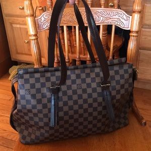 Authentic Louis Vuitton Chelsea Damier ebene tote